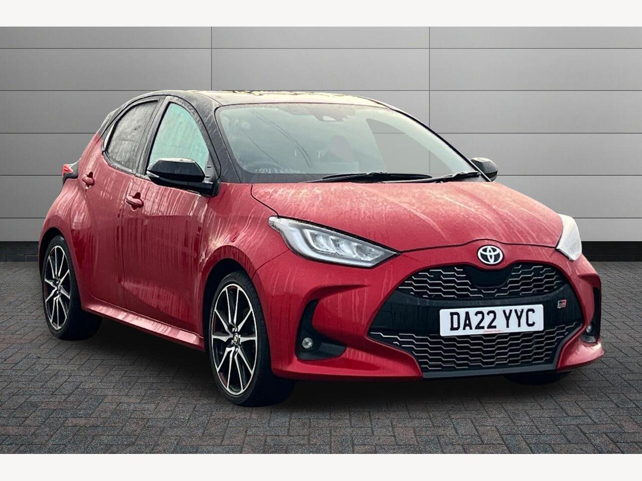 Main listing image - Toyota Yaris
