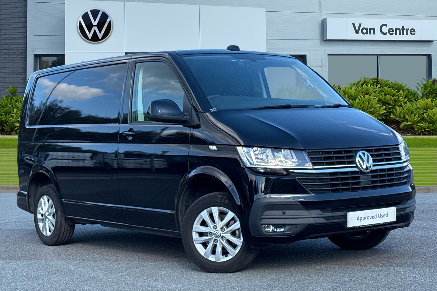 Main listing image - Volkswagen Transporter