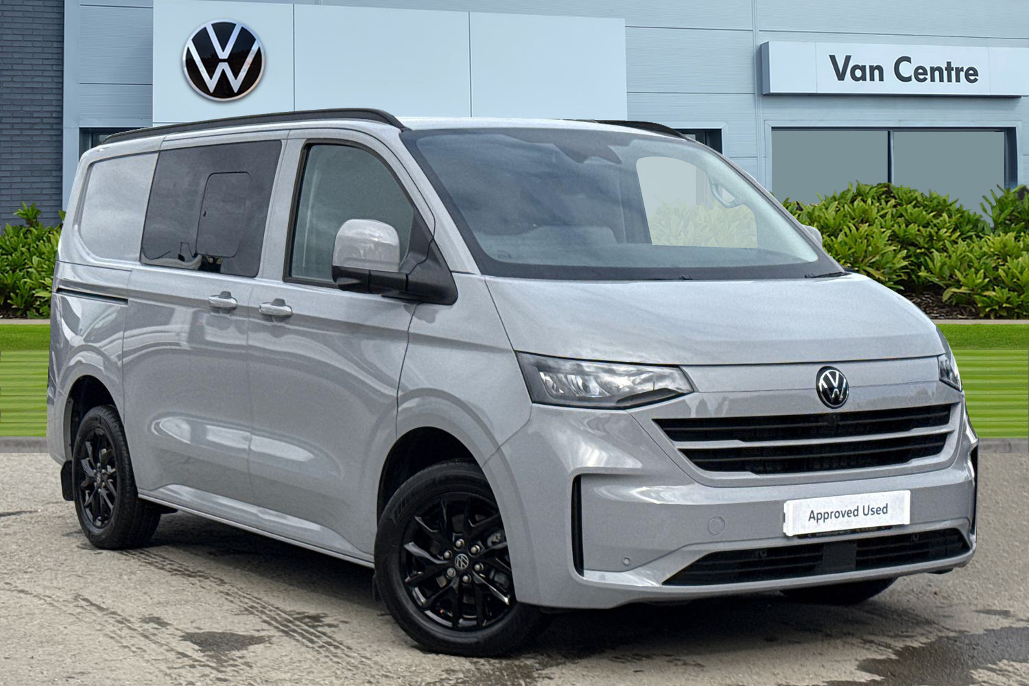 Main listing image - Volkswagen Transporter