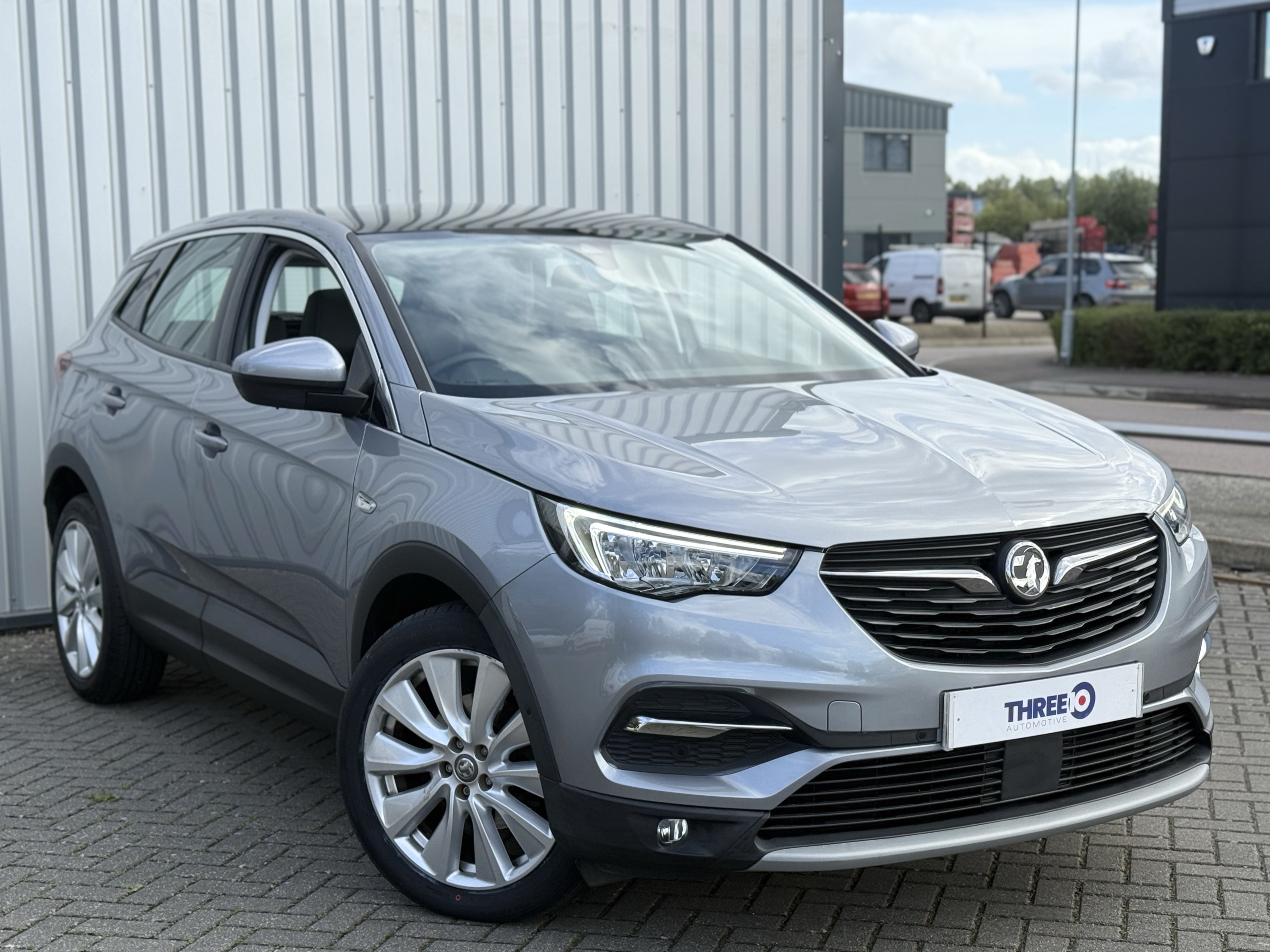 Main listing image - Vauxhall Grandland X