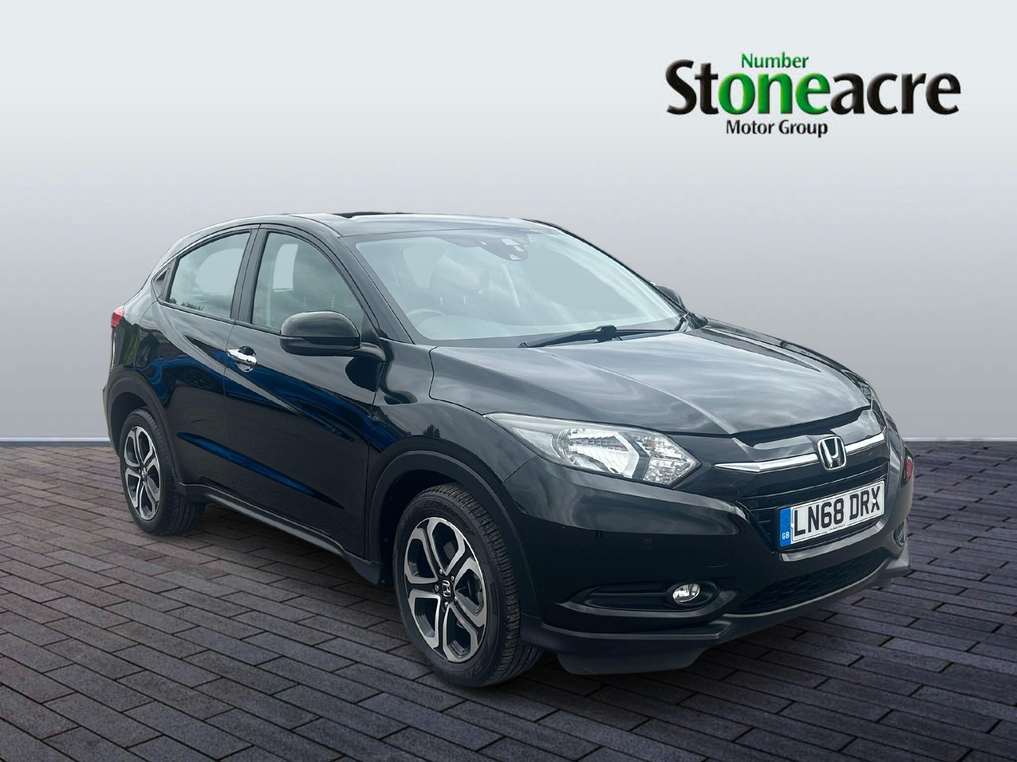 Main listing image - Honda HR-V