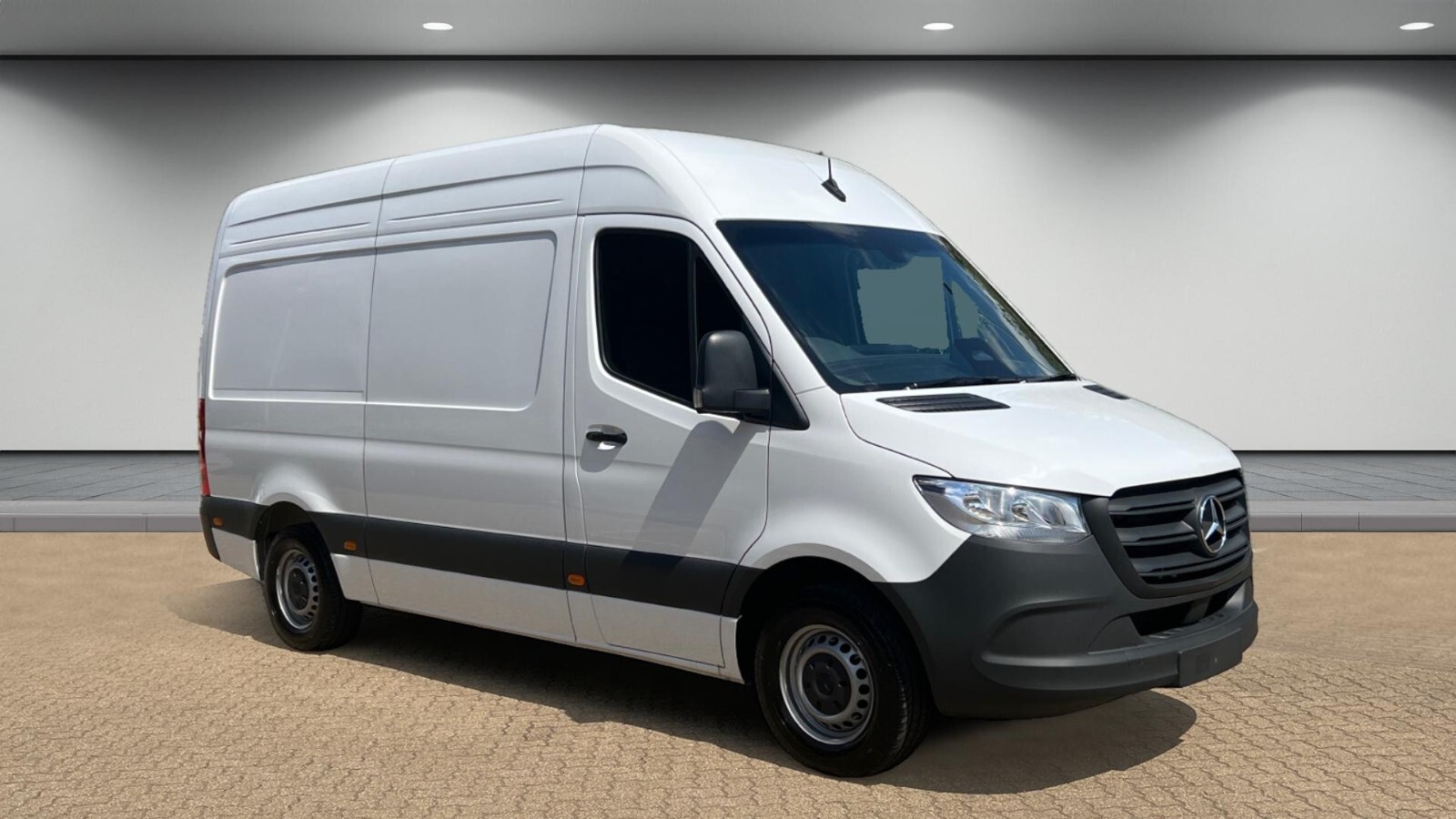 Main listing image - Mercedes-Benz Sprinter