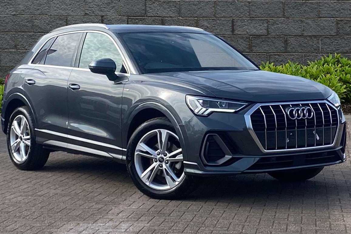 Main listing image - Audi Q3