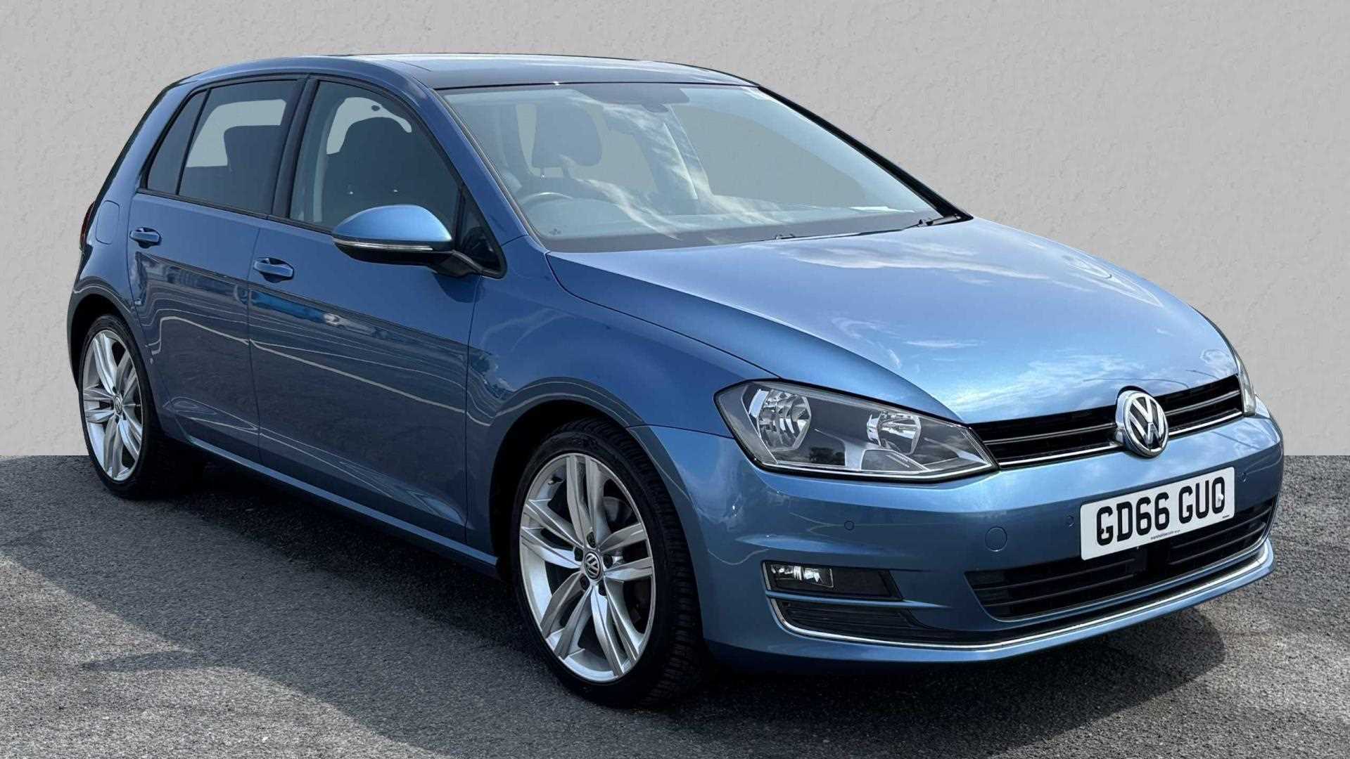Main listing image - Volkswagen Golf