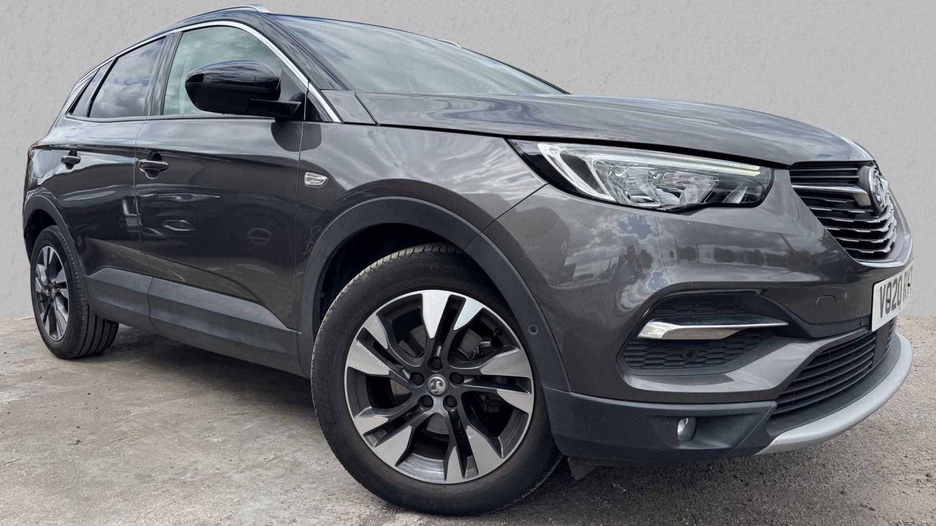 Main listing image - Vauxhall Grandland X