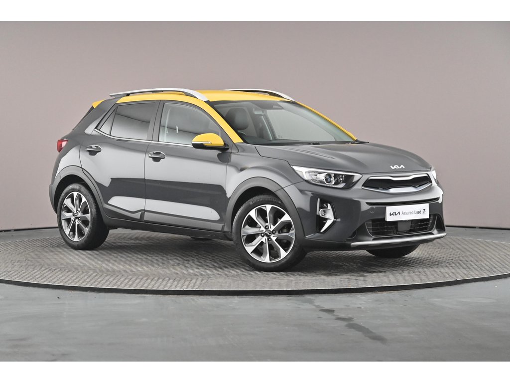 Main listing image - Kia Stonic