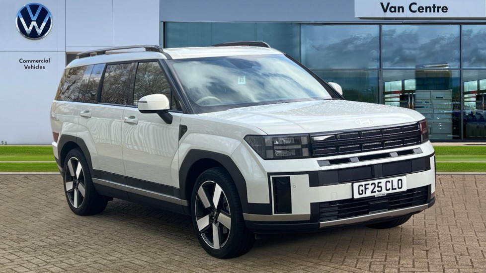 Main listing image - Hyundai Santa Fe