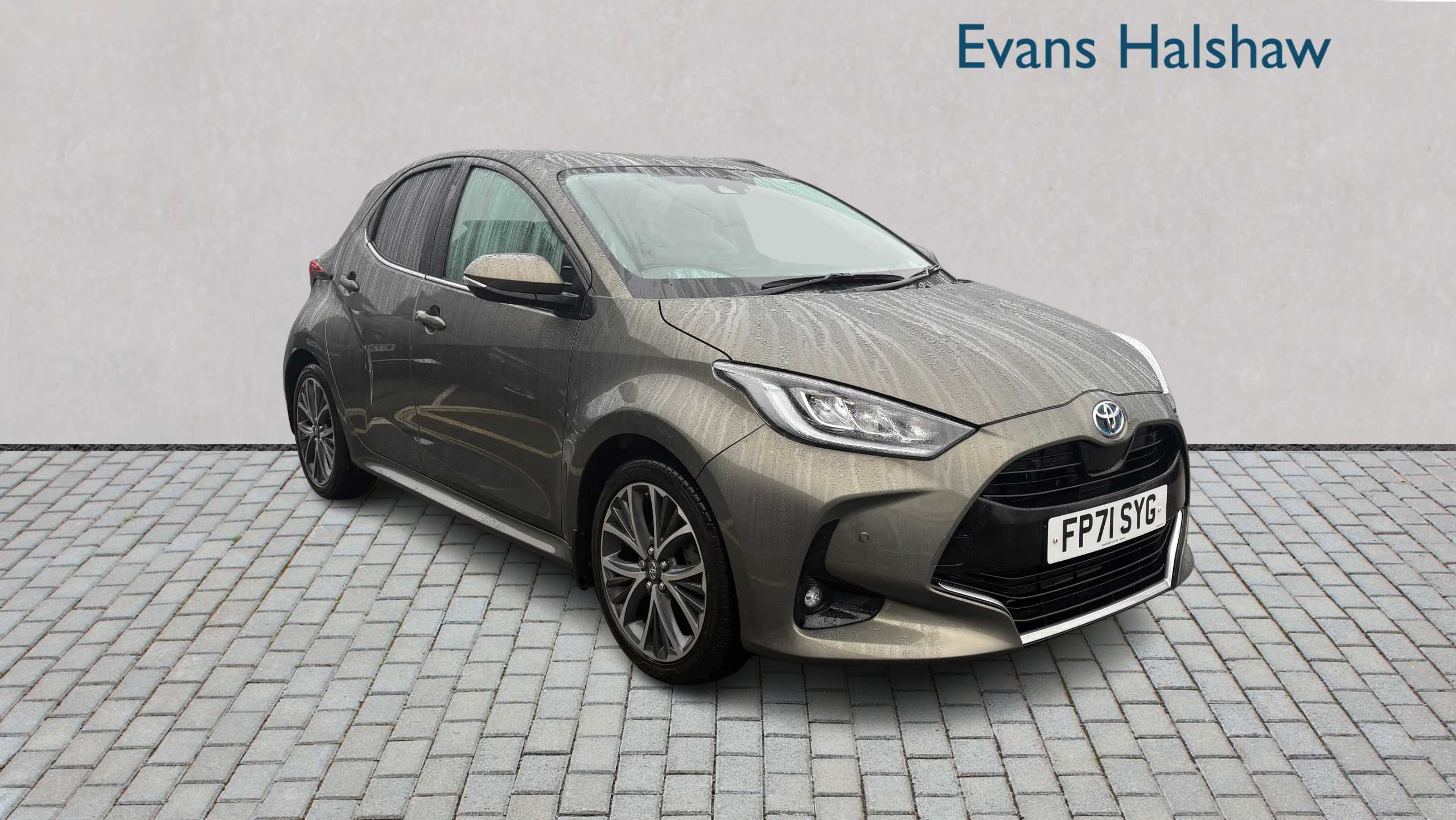 Main listing image - Toyota Yaris