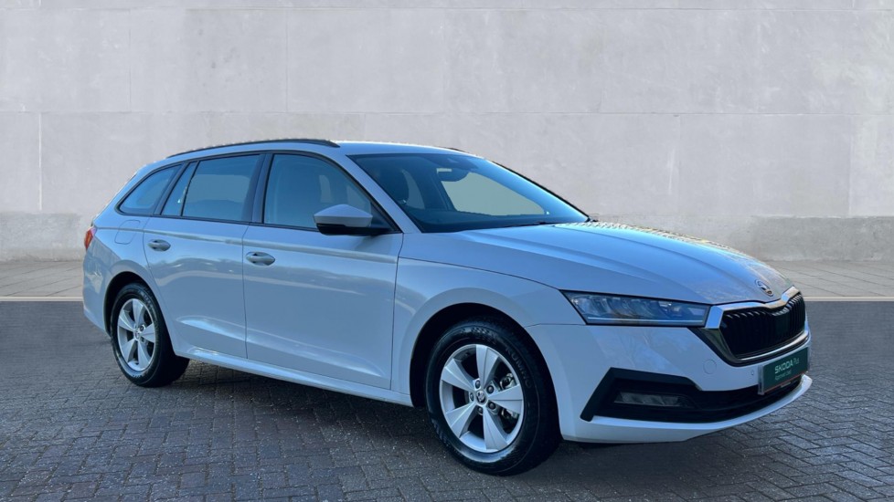 Main listing image - Skoda Octavia Estate