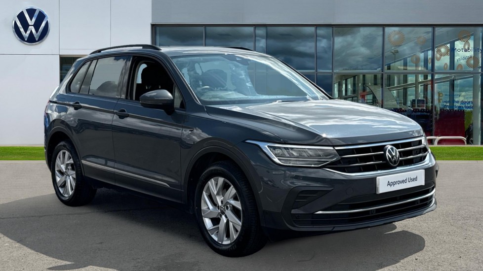 Main listing image - Volkswagen Tiguan