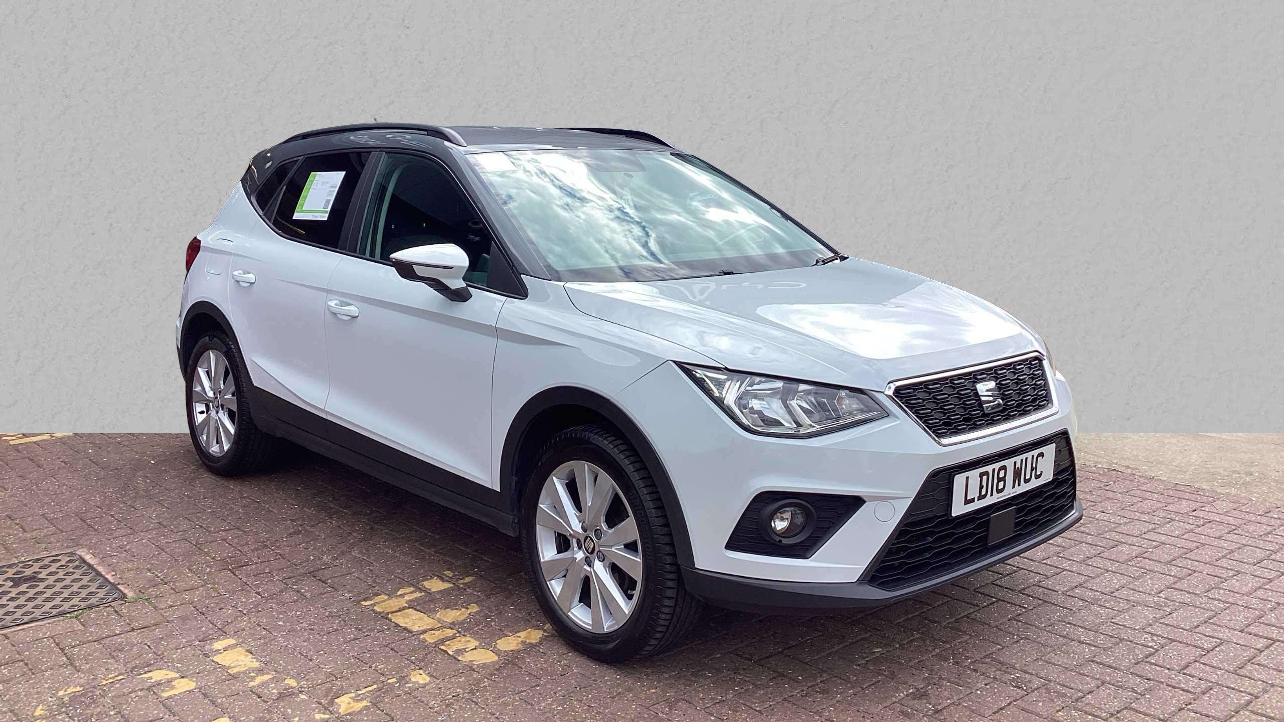Main listing image - SEAT Arona