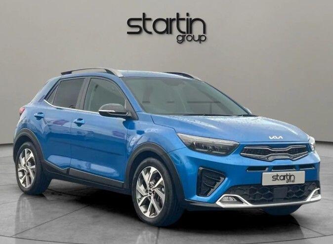 Main listing image - Kia Stonic