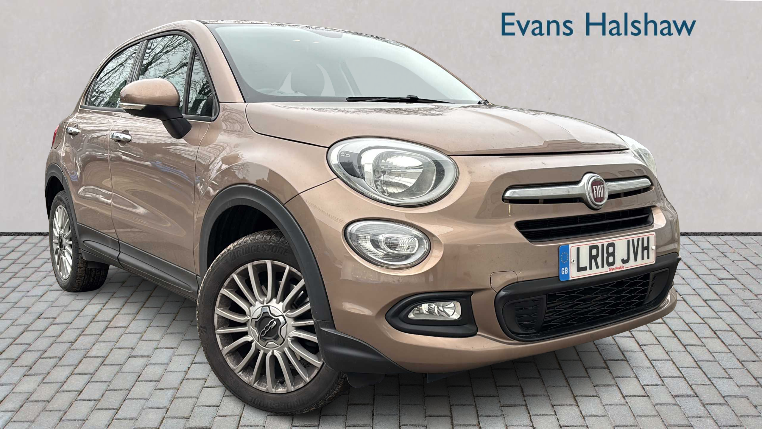 Main listing image - Fiat 500X