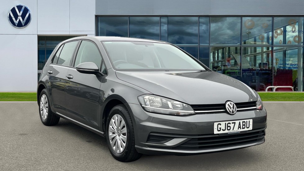 Main listing image - Volkswagen Golf