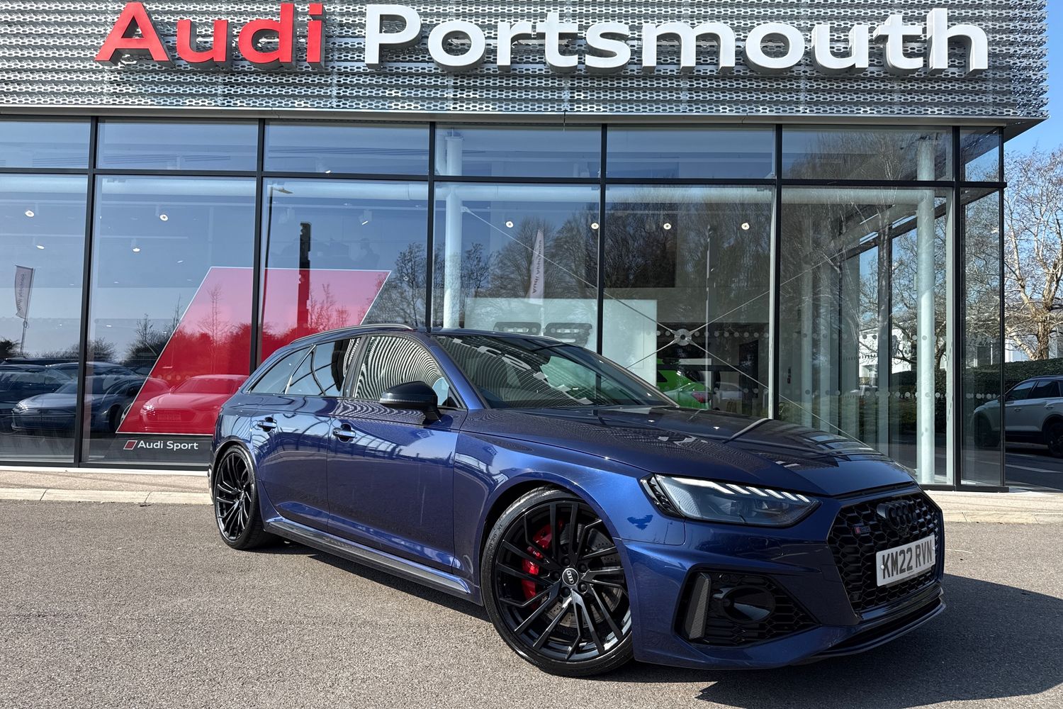 Main listing image - Audi RS4