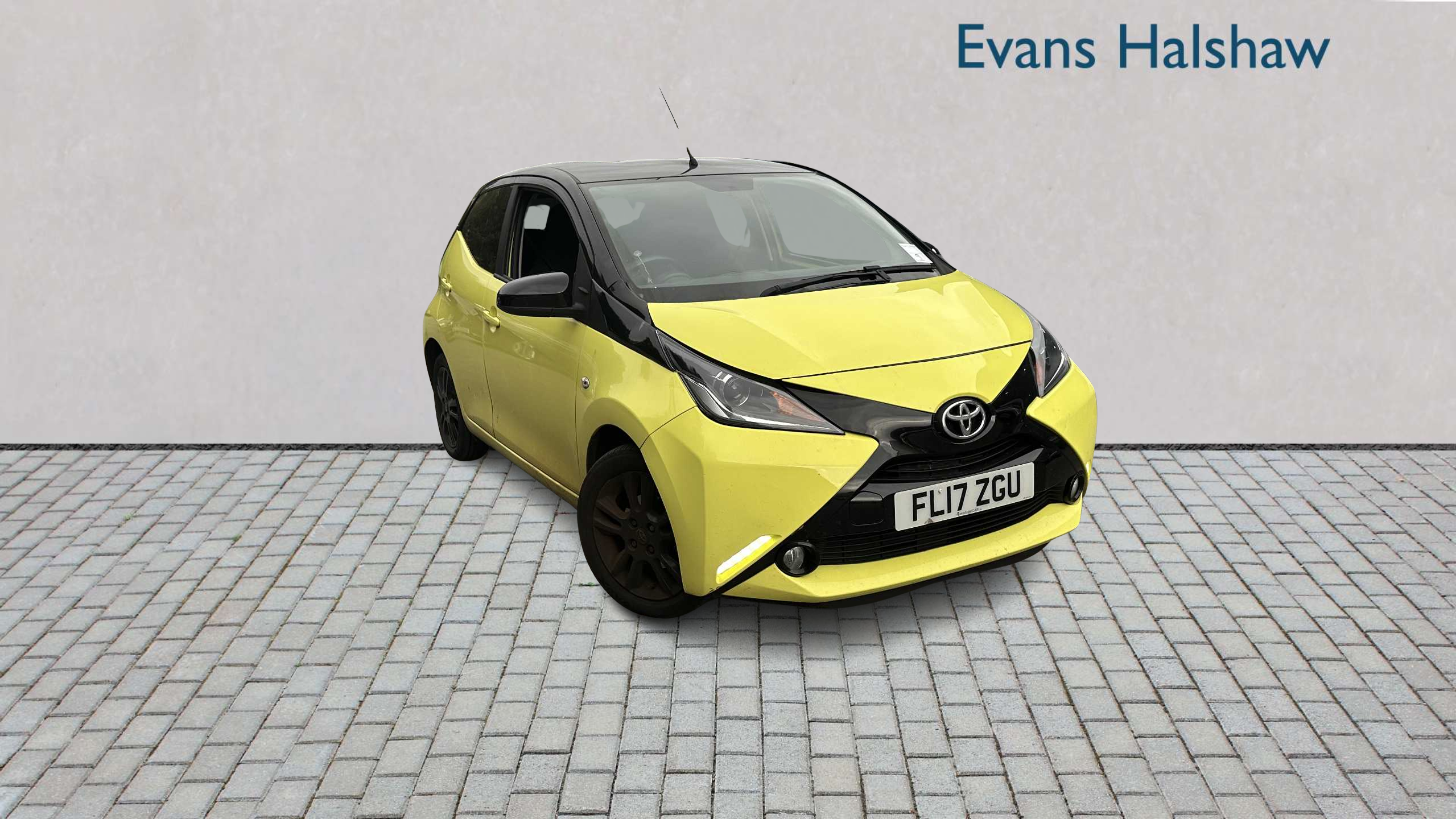 Main listing image - Toyota Aygo