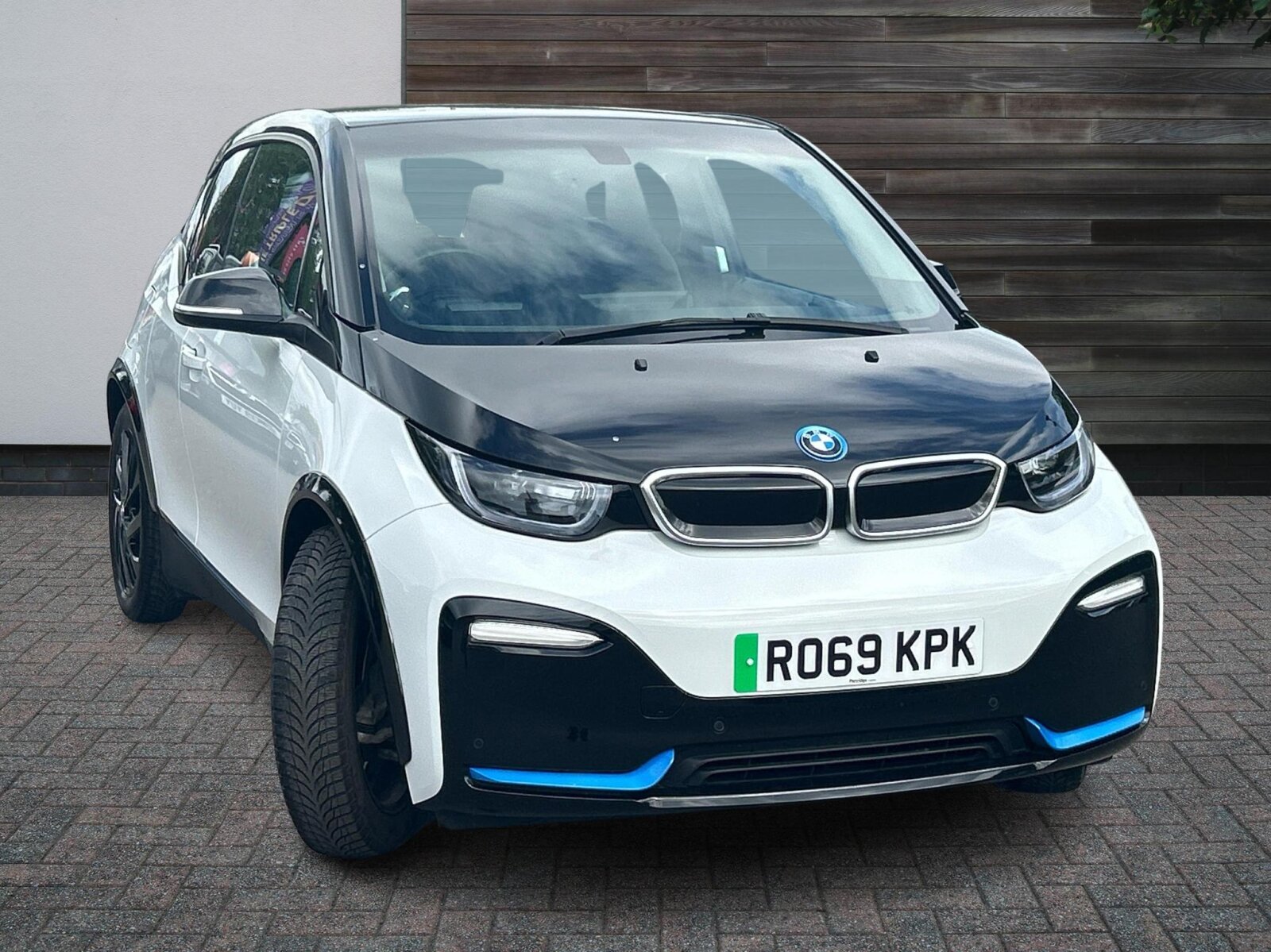 Main listing image - BMW i3