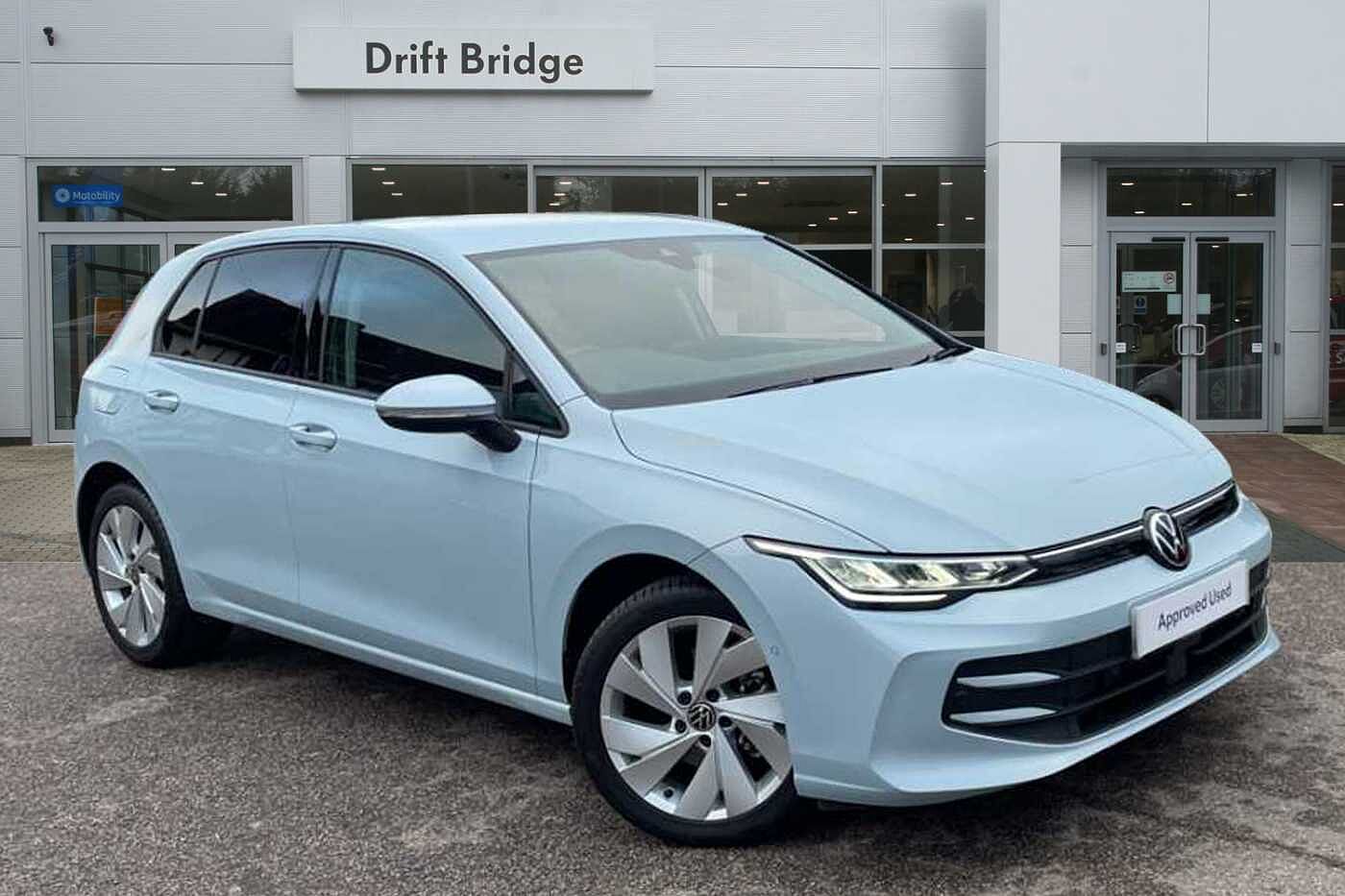 Main listing image - Volkswagen Golf