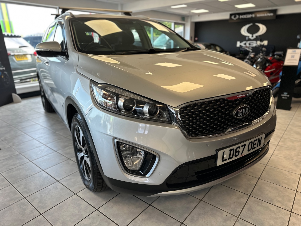 Main listing image - Kia Sorento