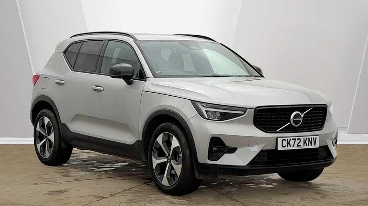Main listing image - Volvo XC40