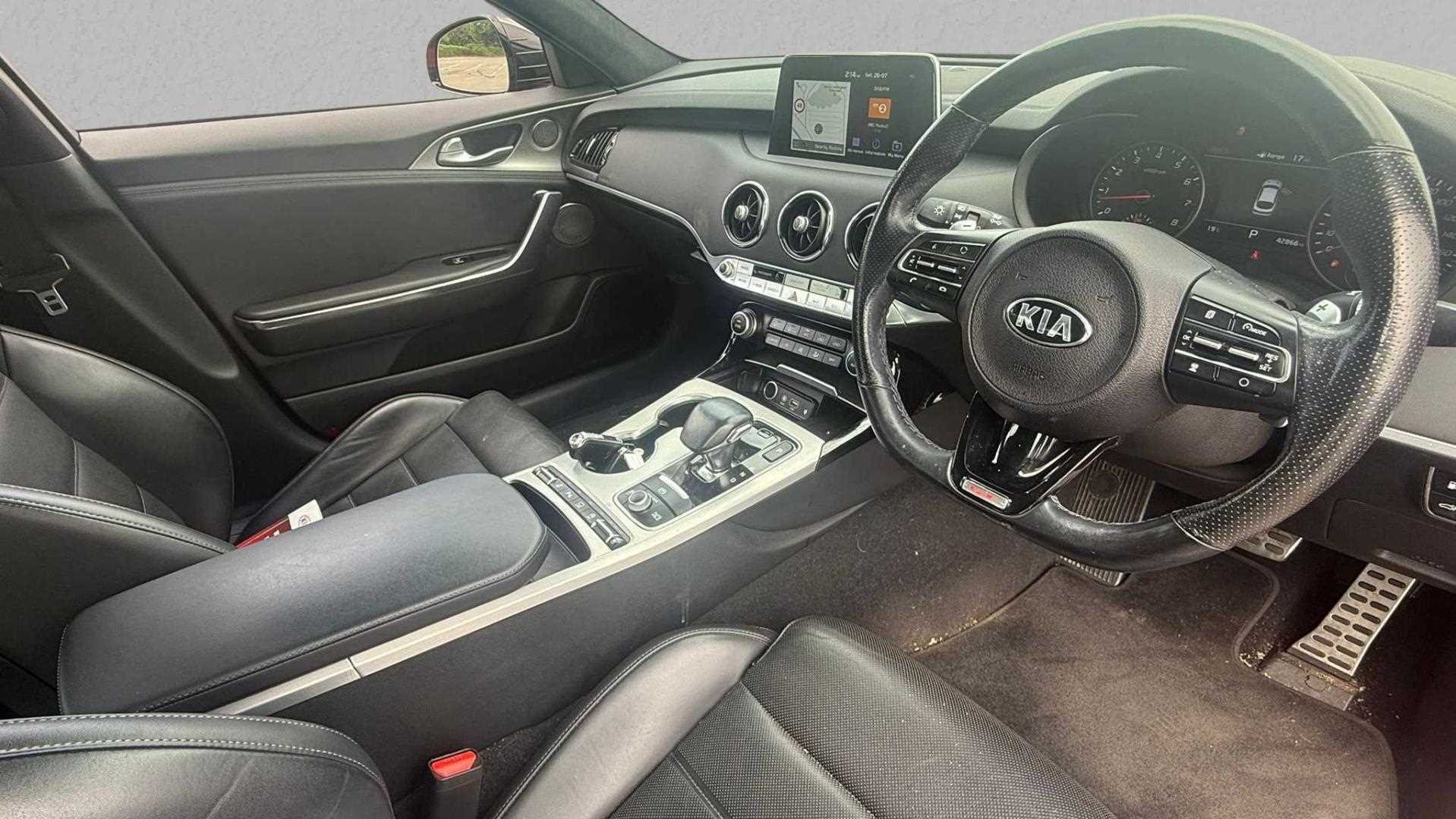 Main listing image - Kia Stinger