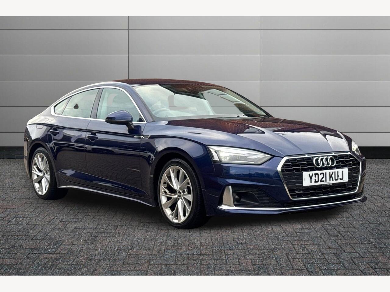 Main listing image - Audi A5
