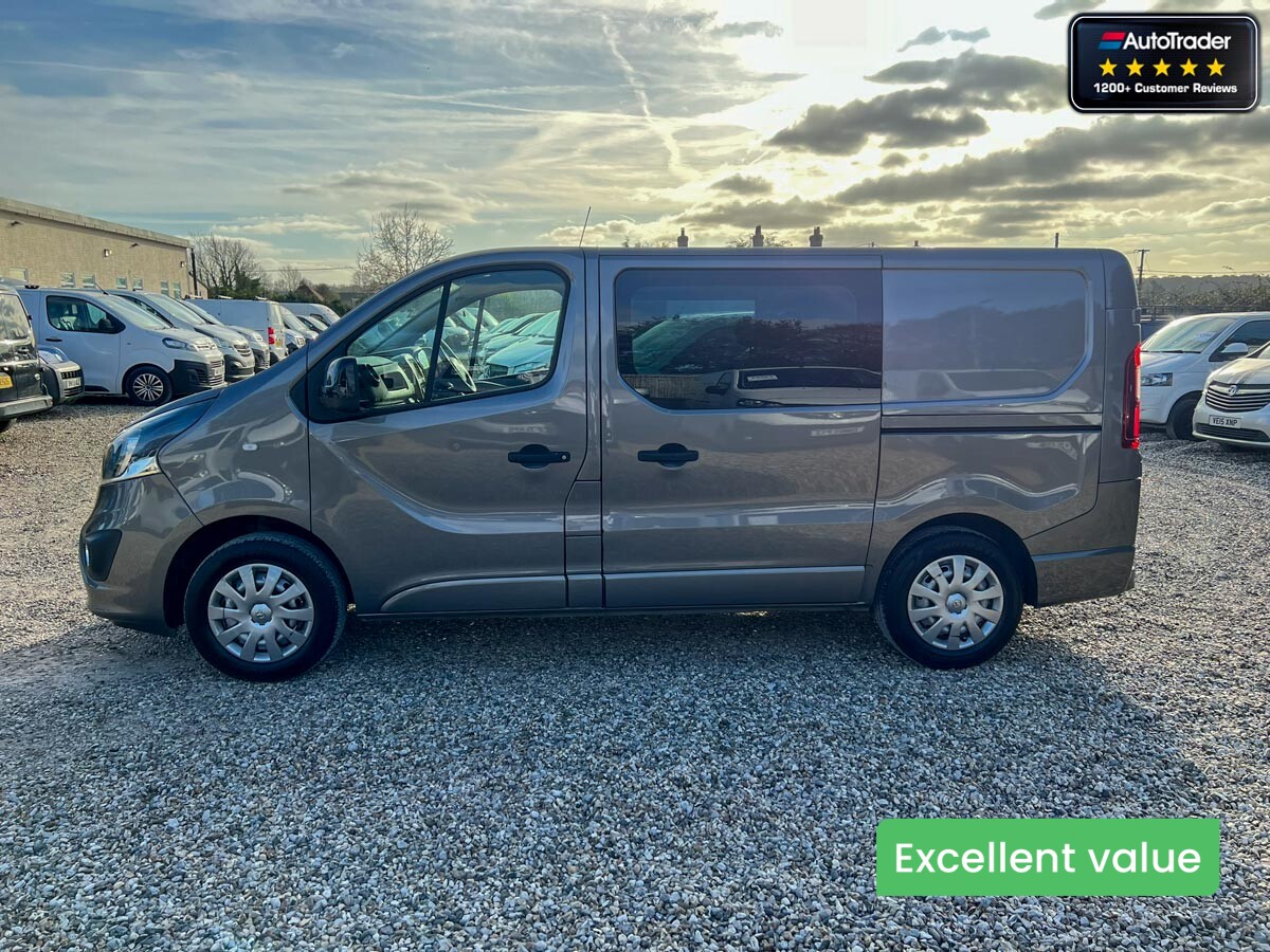 Main listing image - Vauxhall Vivaro