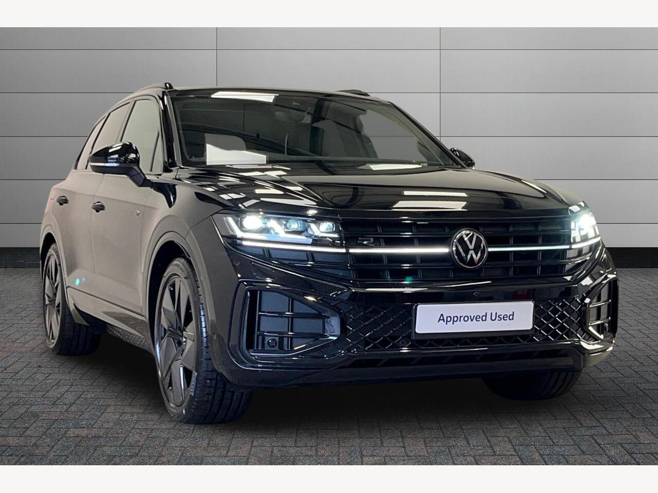 Main listing image - Volkswagen Touareg