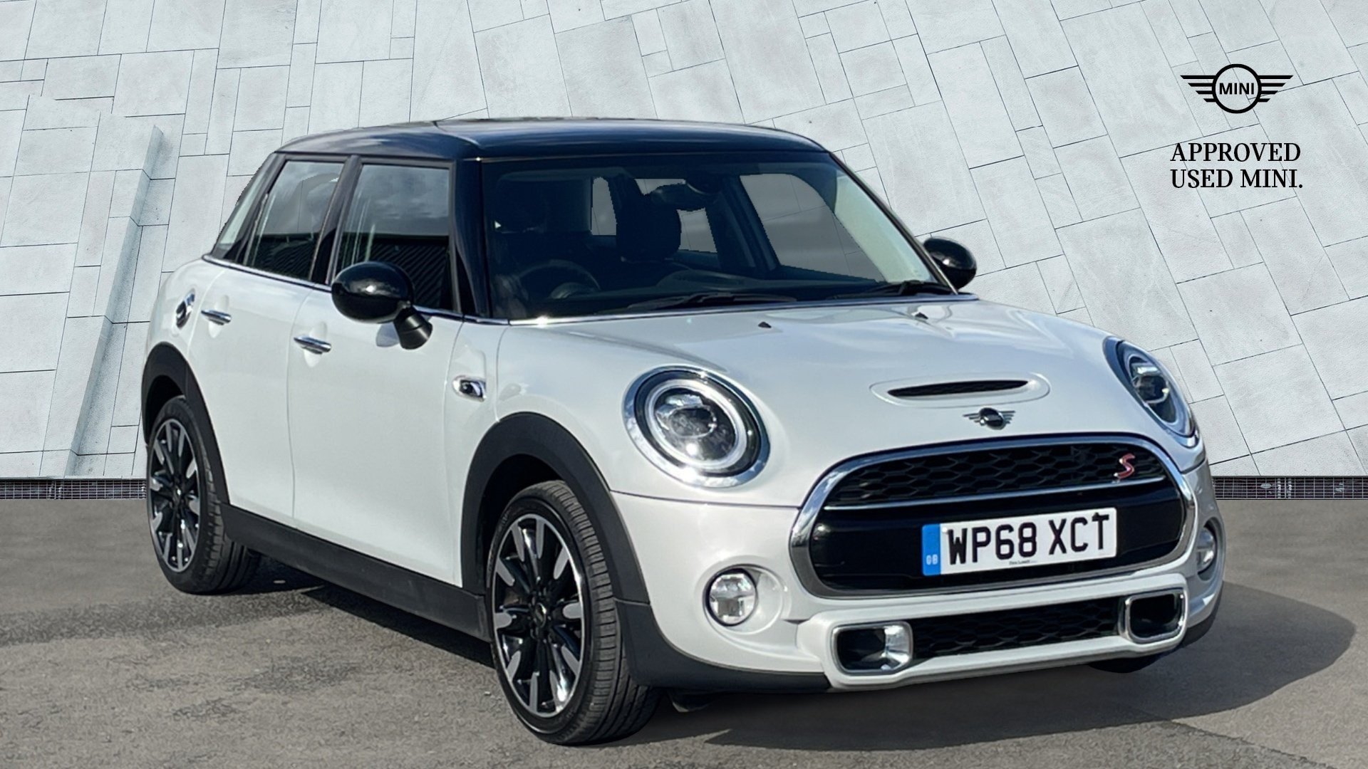 Main listing image - MINI Hatchback