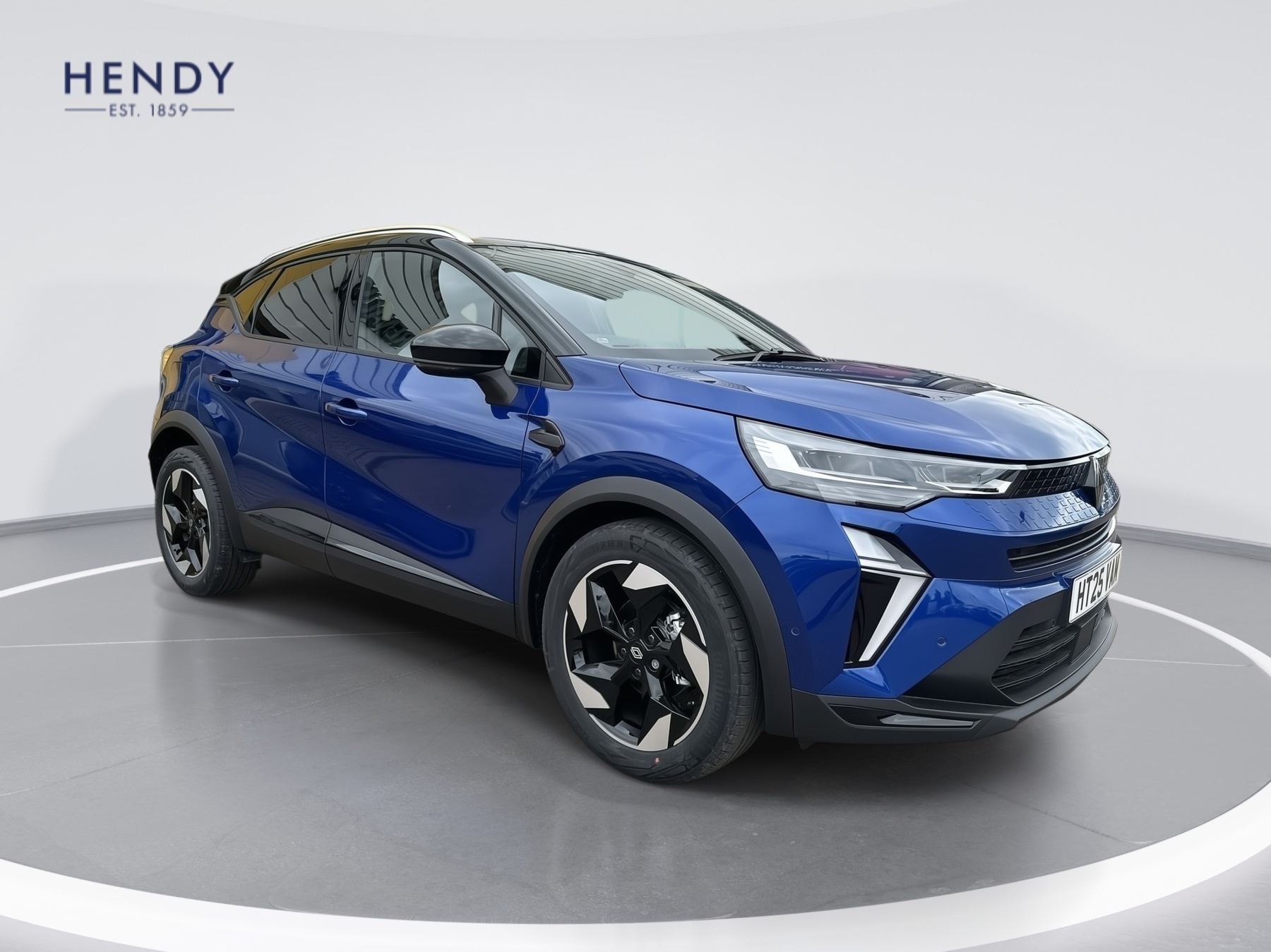 Main listing image - Renault Captur