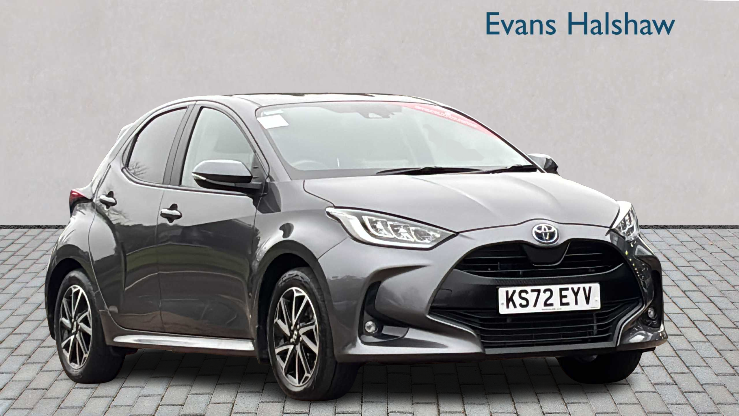 Main listing image - Toyota Yaris