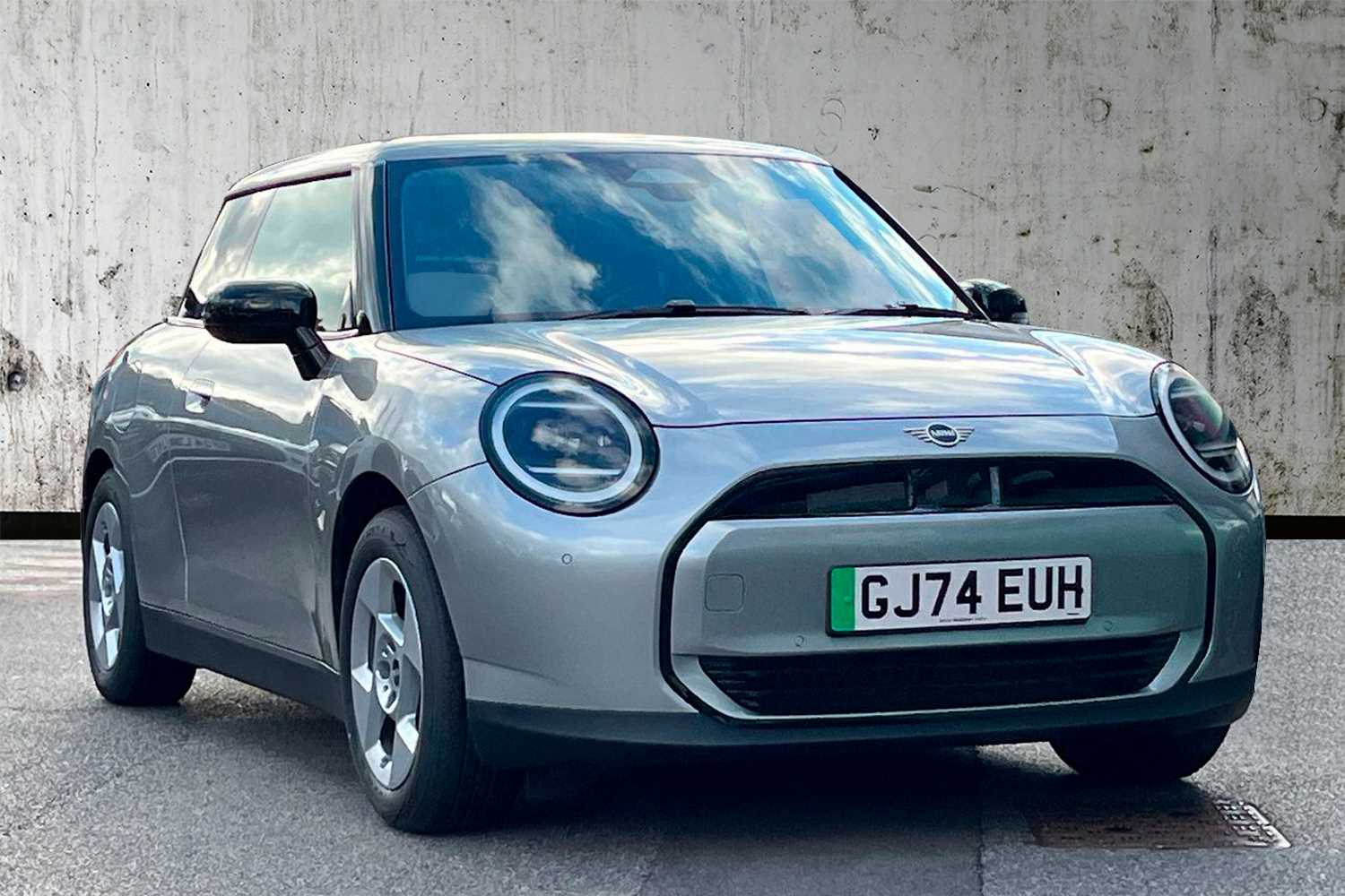 Main listing image - MINI Electric