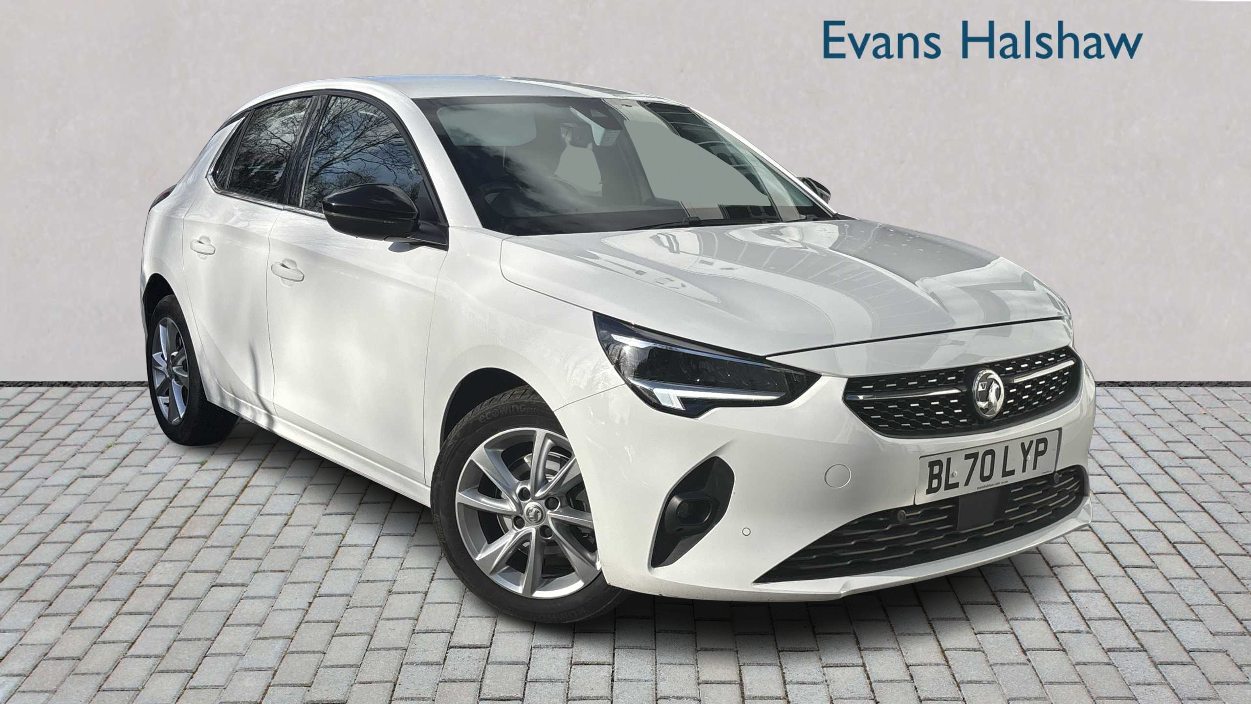 Main listing image - Vauxhall Corsa