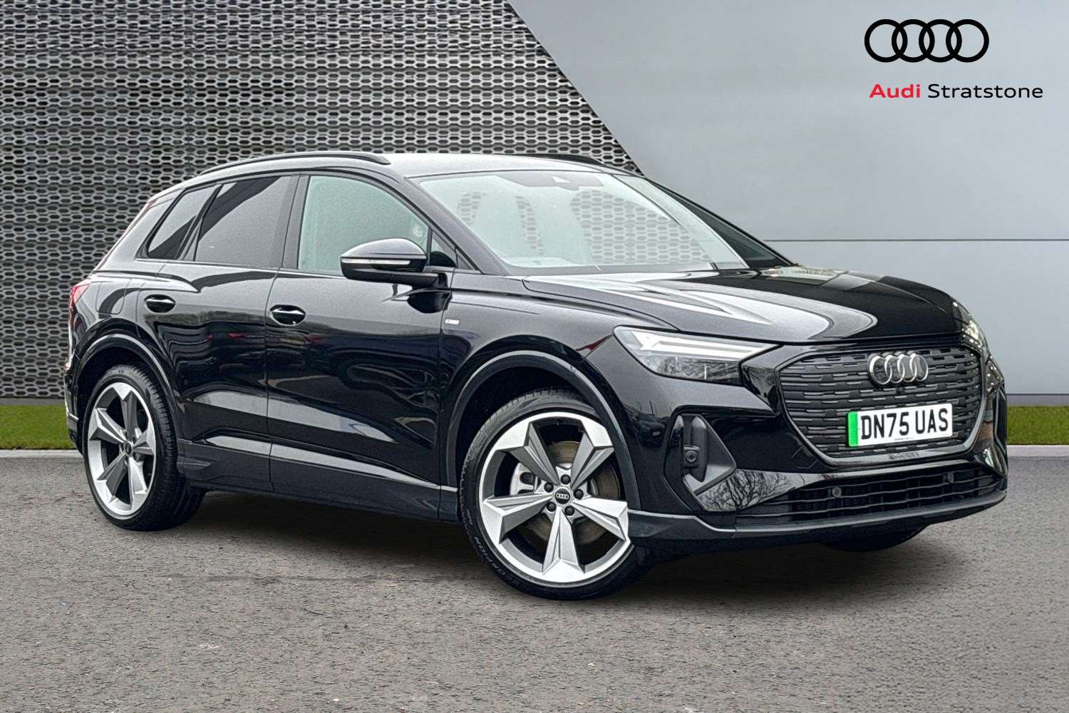 Main listing image - Audi Q4