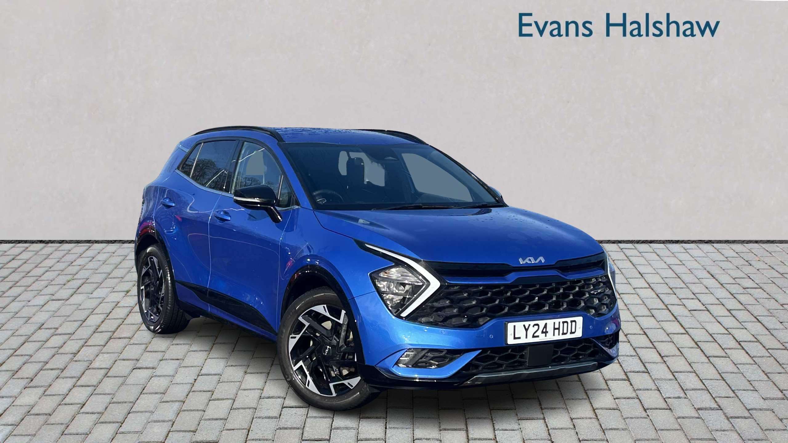 Main listing image - Kia Sportage