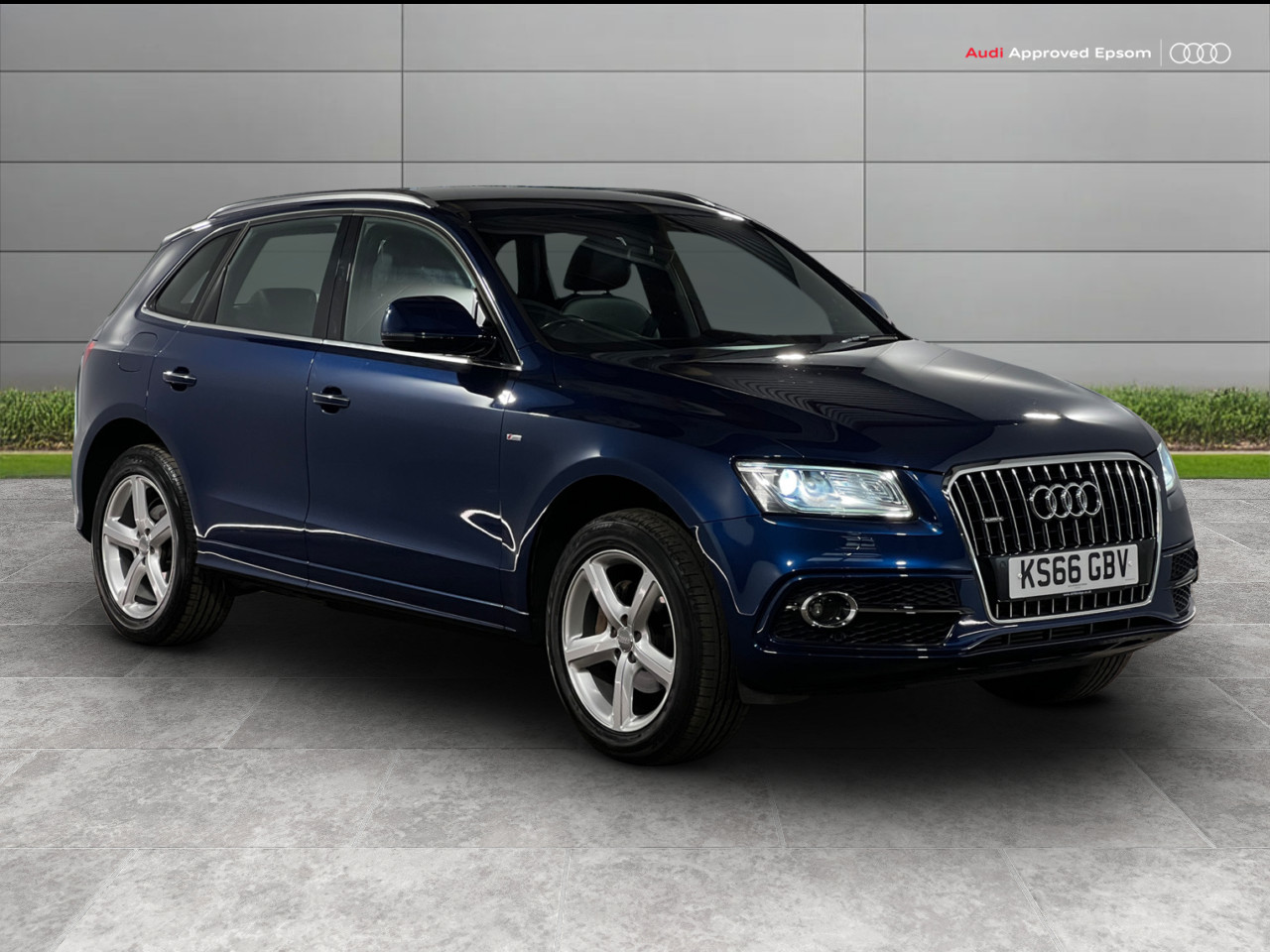 Main listing image - Audi Q5