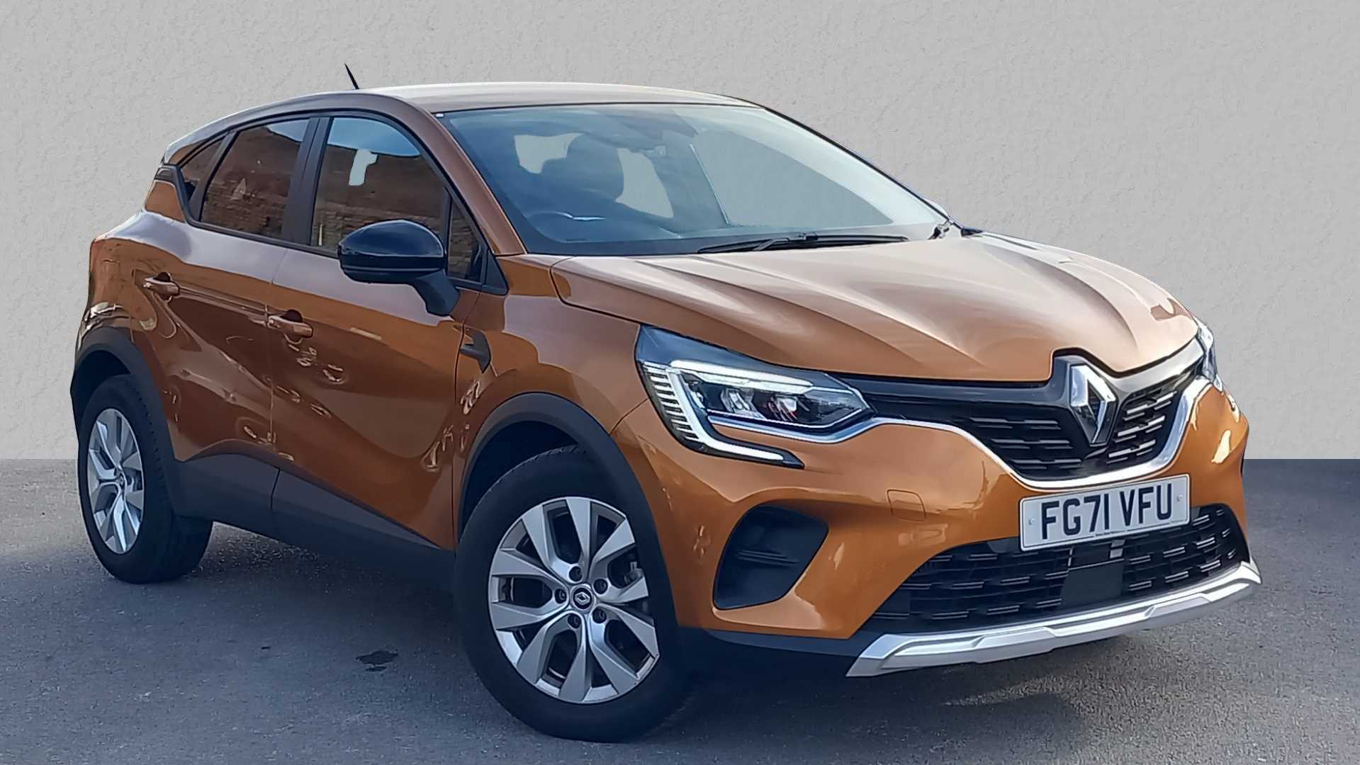 Main listing image - Renault Captur