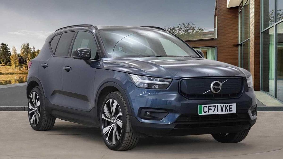 Main listing image - Volvo XC40 Recharge