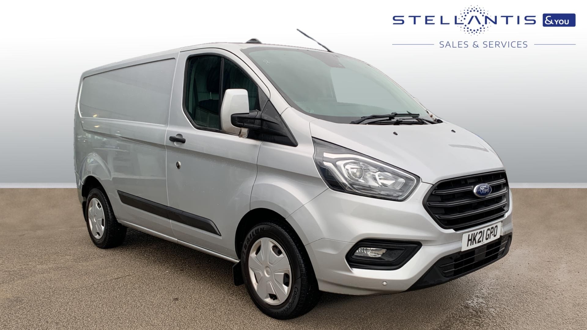 Main listing image - Ford Transit Custom