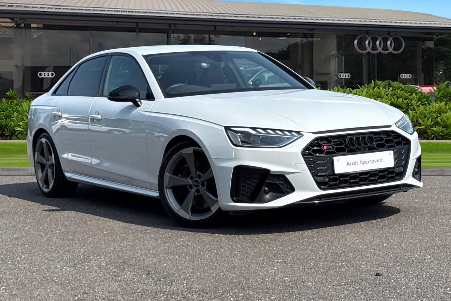 Main listing image - Audi S4