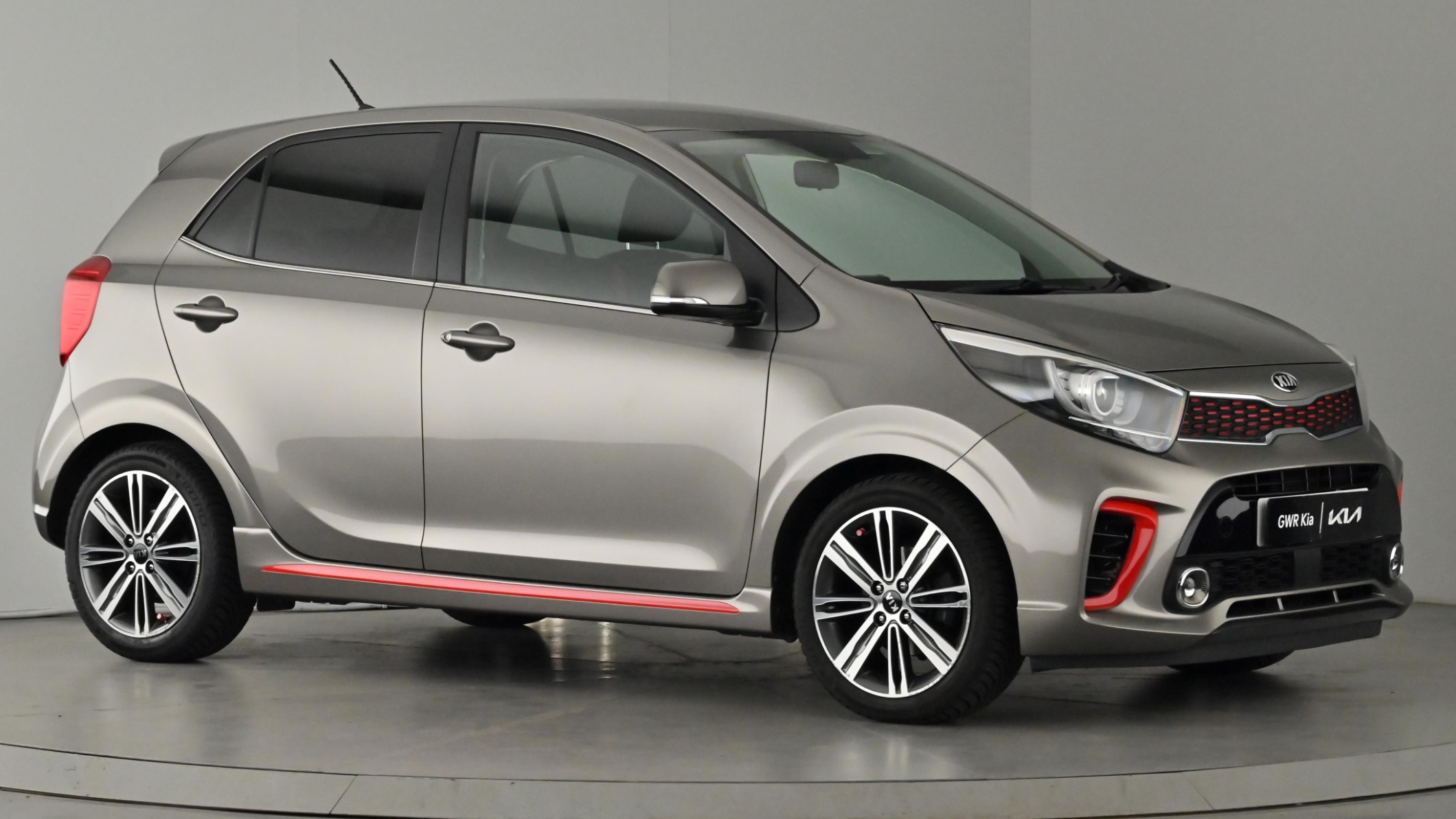 Main listing image - Kia Picanto