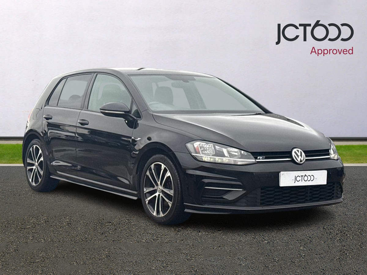 Main listing image - Volkswagen Golf