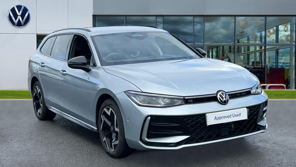 Main listing image - Volkswagen Passat Estate