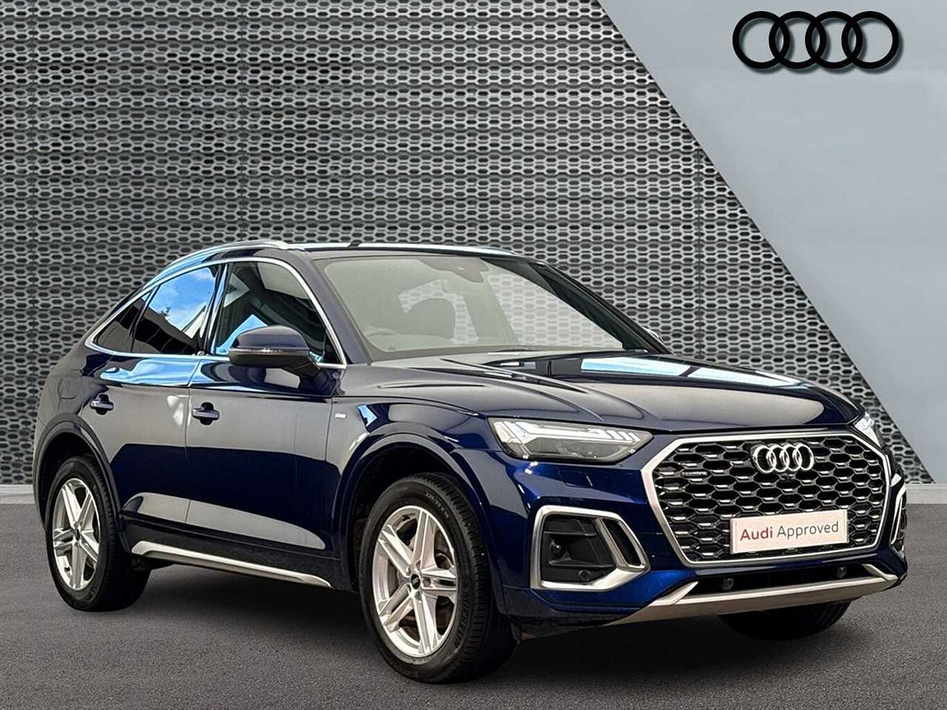 Main listing image - Audi Q5 Sportback