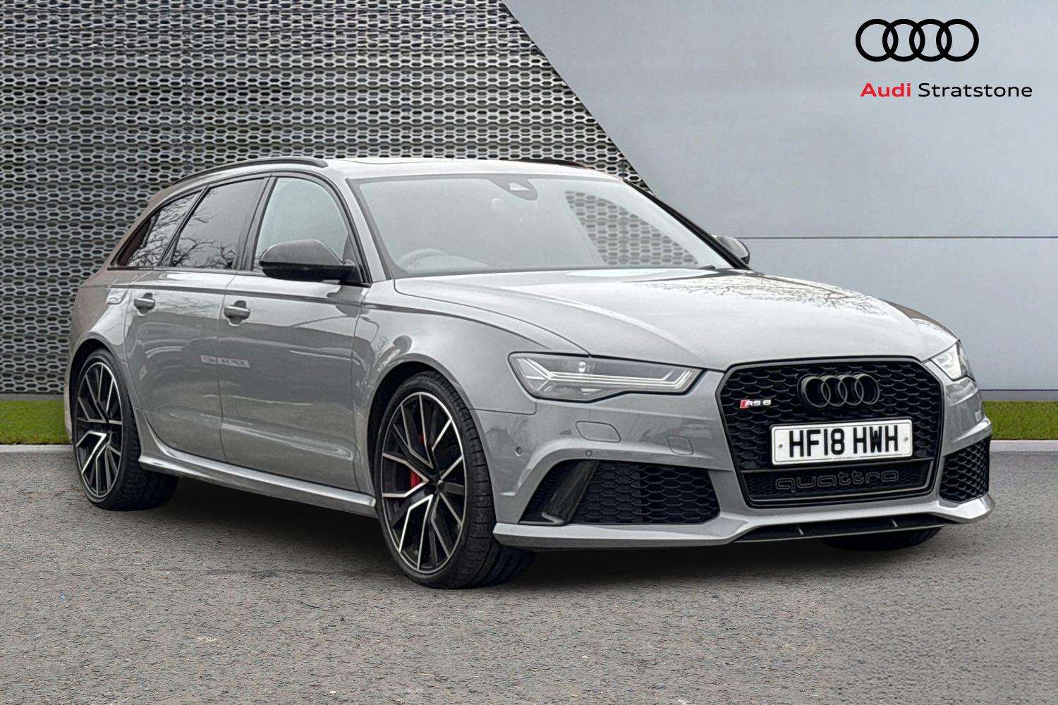 Main listing image - Audi RS6