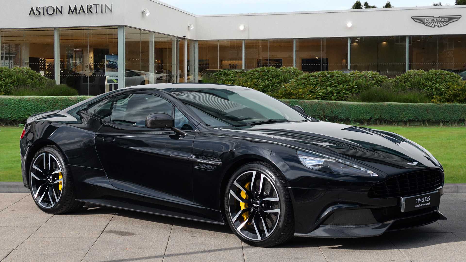 Main listing image - Aston Martin Vanquish