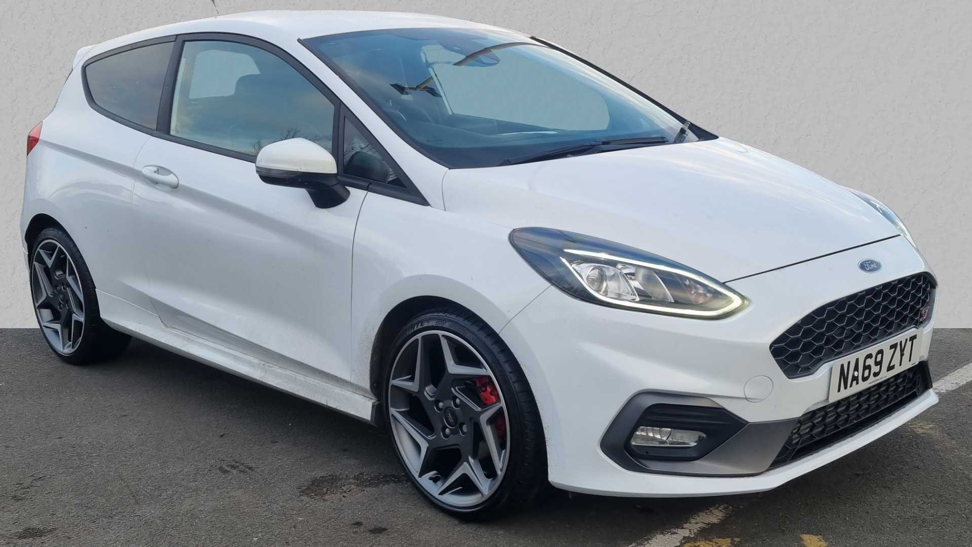 Main listing image - Ford Fiesta ST