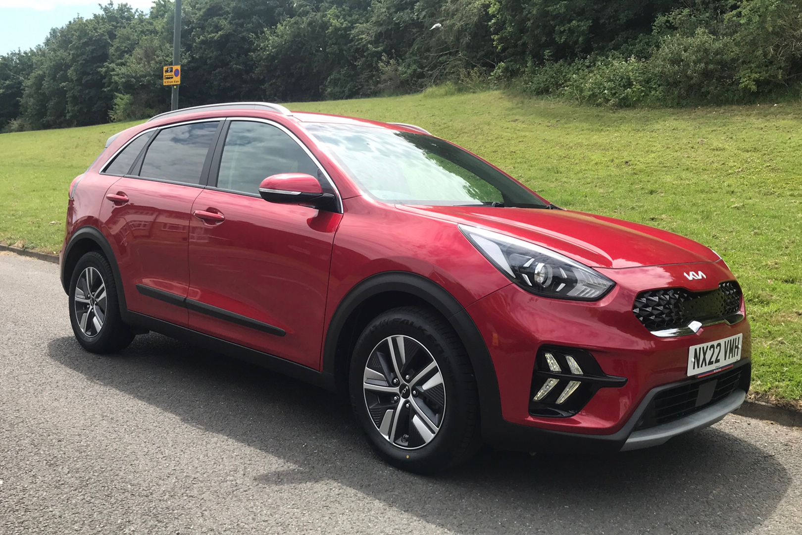 Main listing image - Kia Niro