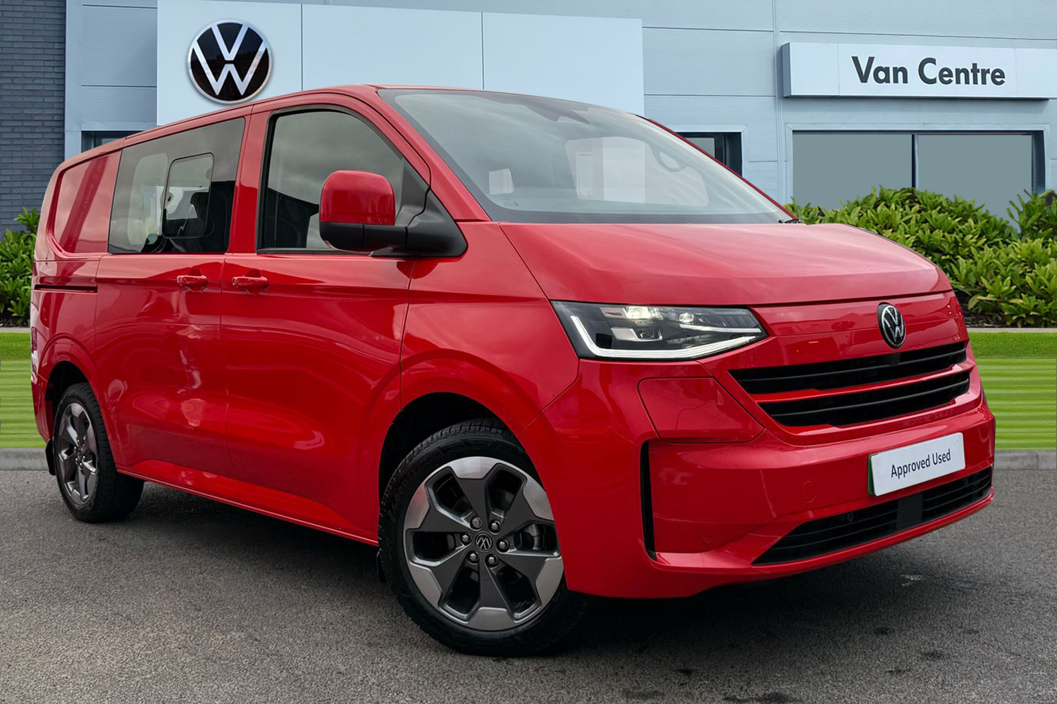 Main listing image - Volkswagen Transporter