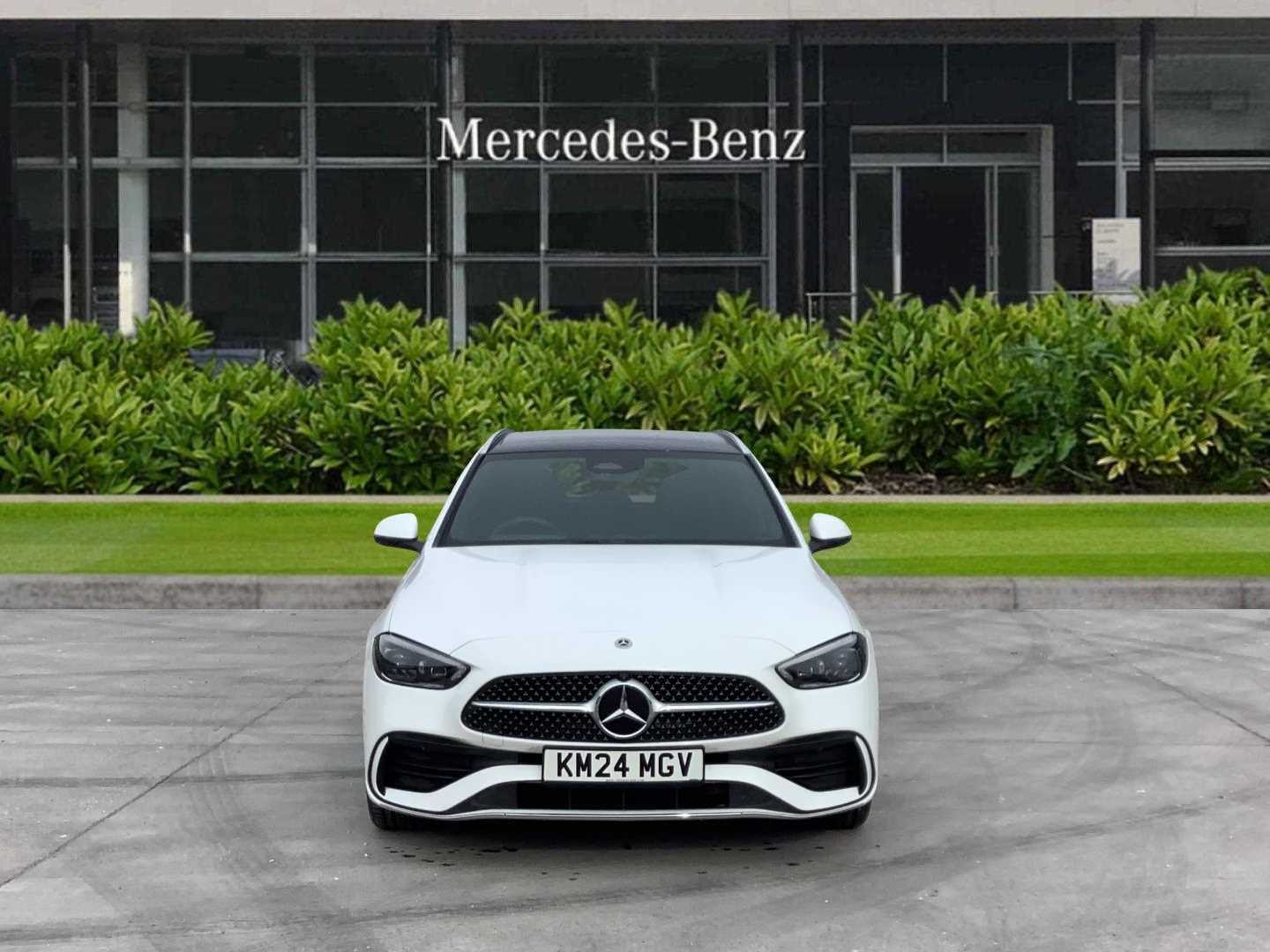 Main listing image - Mercedes-Benz C-Class Estate